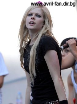avril_25