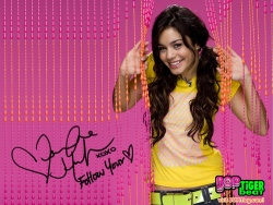 VanessaAnneHudgens_Laura