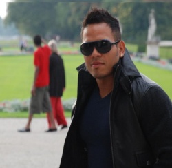 escort_boy