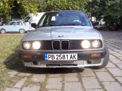 E30